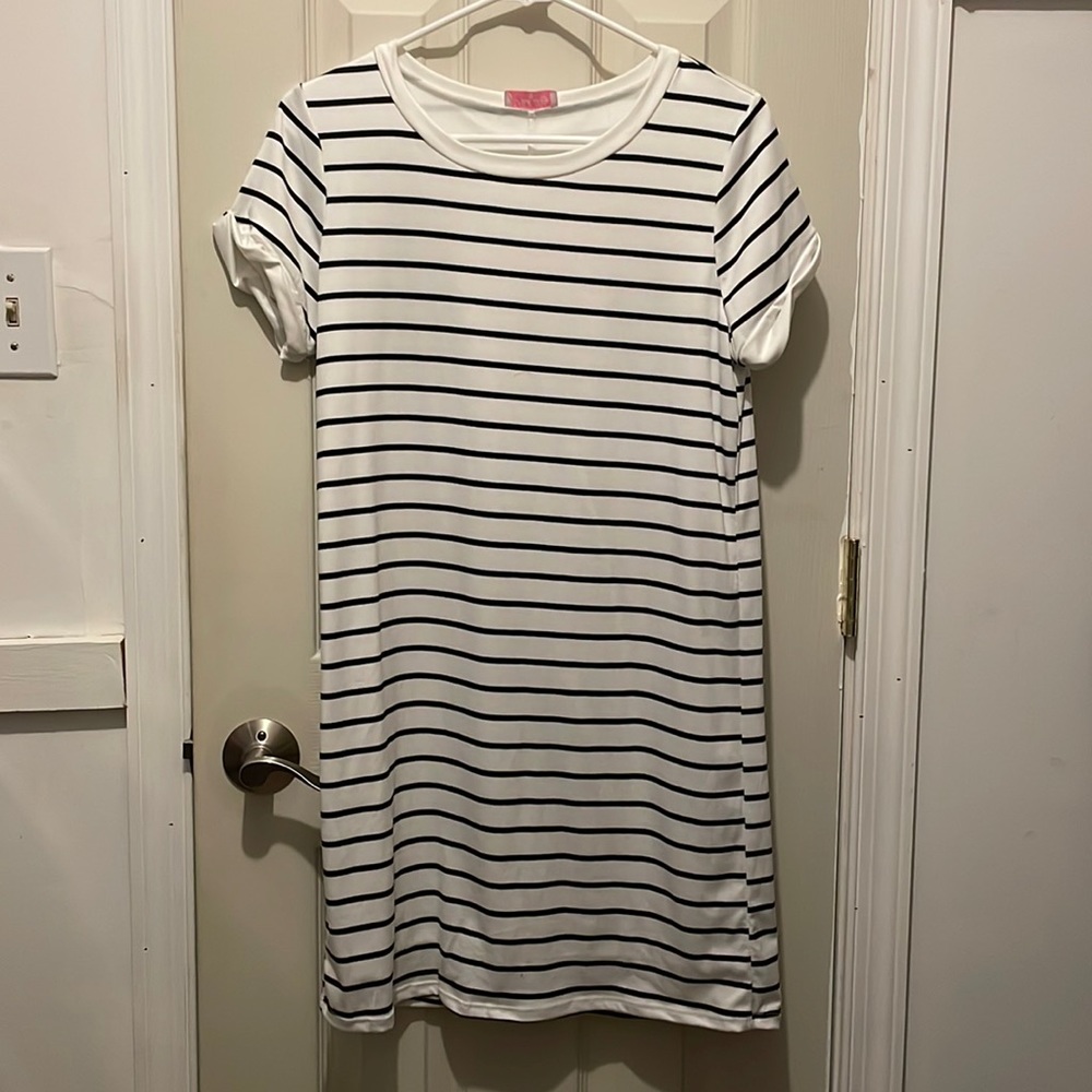 Pink Lily Cotton Stripped Dress (EUC)
